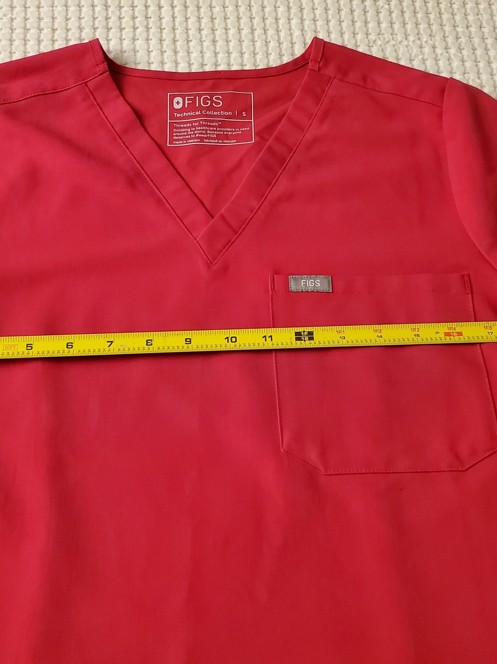 FIGS Technical Collection Shocking Pink V-Neck Scrub Top S - Picture 8 of 8